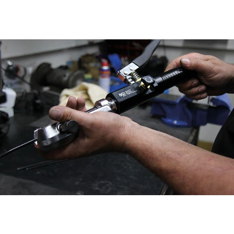 PRESSE A COLLET HYDRAULIQUE BGS TECHNIC DURITE DE FREINS CARBURANT 7 PRESSE A COLLET HYDRAULIQUE BGS TECHNIC DURITE DE FREINS CARBURANT – Image 5